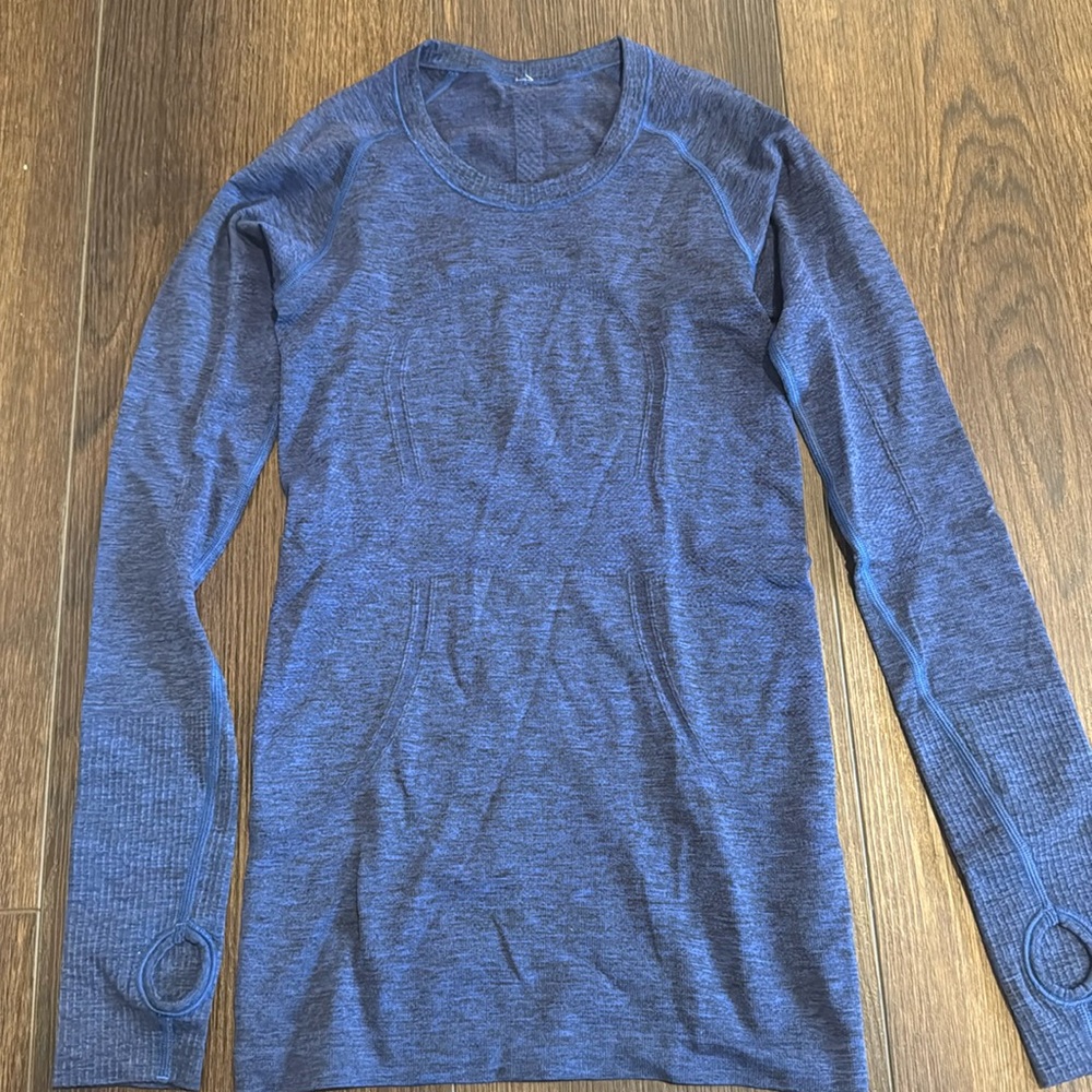 Lululemon Swiftly Relaxed Long-Sleeve Shirt
Hip Length